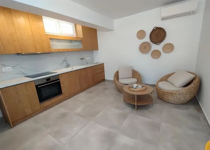 Fos * Nea Cryssi Akti